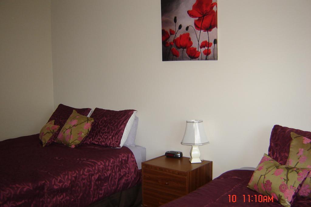 Midway Motel Radisson Habitación foto